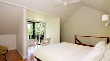 1 bedroom, iron/ironing board, bed sheets