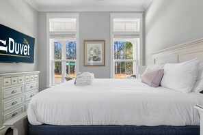 4 habitaciones, tabla de planchar con plancha y internet 