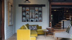 Interior - Lyra - Kangaroo Valley (KANGAROO VALLEY)