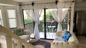 Interior detail - North Naples apartment (Naples)