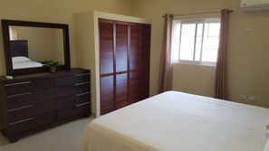 1 bedroom, iron/ironing board, WiFi