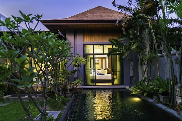 2-Bedroom Private Pool Villa | 露台