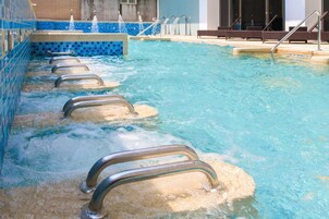 室外 Spa 池
