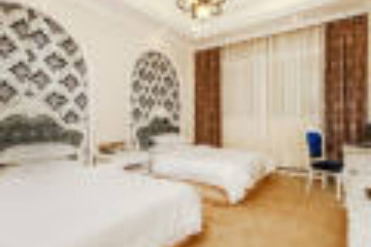 deluxe twin room | desk, blackout curtains, soundproofing, iron/ironing board