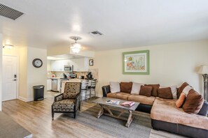 Huoneisto, 2 makuuhuonetta | Oleskelualue