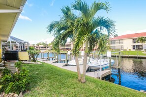 Condo, 2 Bedrooms | Dok