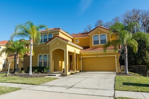 House, 4 Bedrooms | Exterior