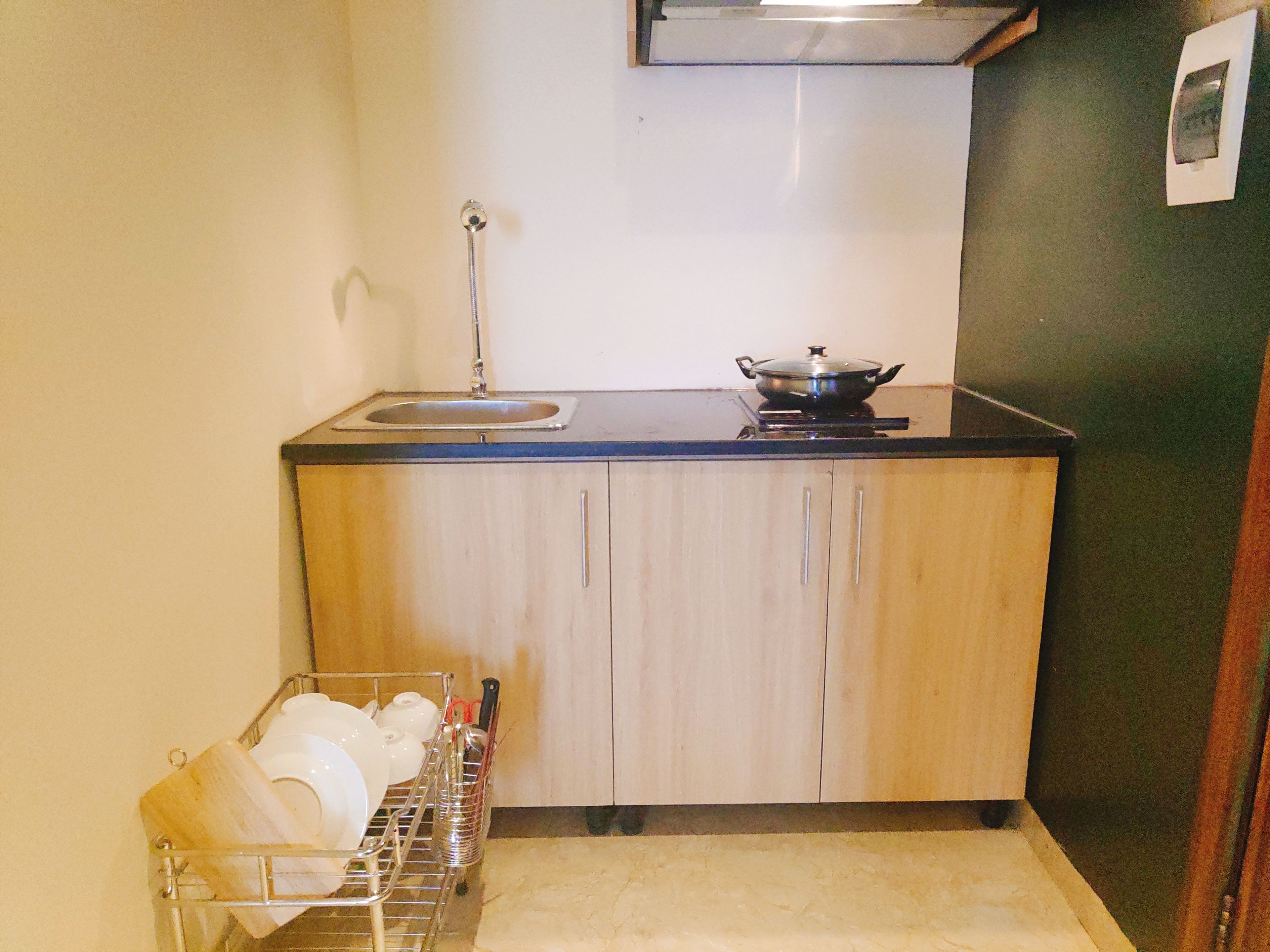 suite (with kitchen) | in-room safe, desk, iron/ironing board, free wifi
