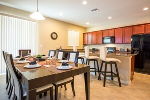 House, 4 Bedrooms | In-room dining - Crystal Cove Home 2 U- Anastasia (Kissimmee)