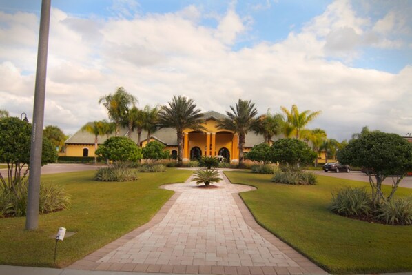 Townhome, 4 Bedrooms | Property grounds