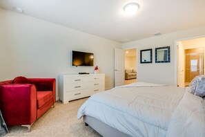 Townhome, 5 Bedrooms