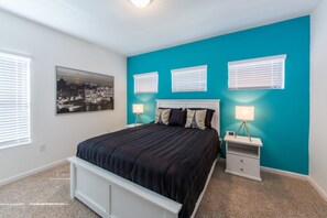 獨棟房屋, 6 間臥室 | 6 間臥室、網路服務