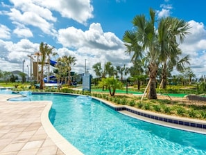 Stadtwohnung, 4 Schlafzimmer | Pool | Außenpool