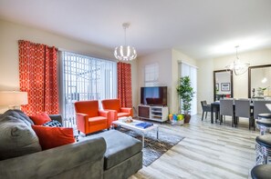 Townhome, 4 Bedrooms | Living area