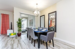 Townhome, 4 Bedrooms | In-room dining - Champions Gate Exec Villas- 9025dld (Davenport)
