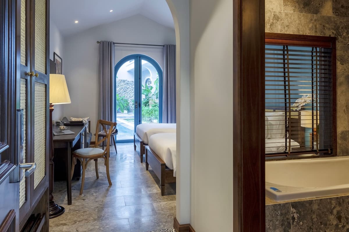 1 bedroom, minibar, in-room safe, desk