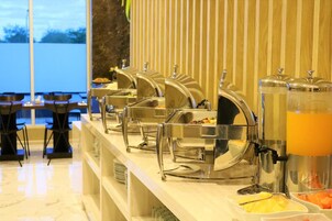 Se sirven desayunos, almuerzos y cenas