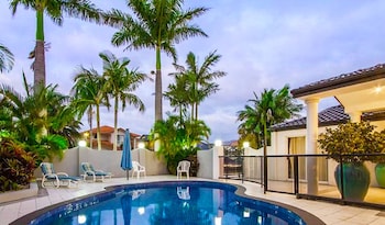 Waterfront Luxury House with Sunset View