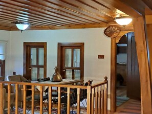 Konak Uc Kisilik Oda | Área de sala de estar