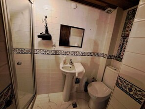 Konak Cift Kisilik Oda | Bathroom