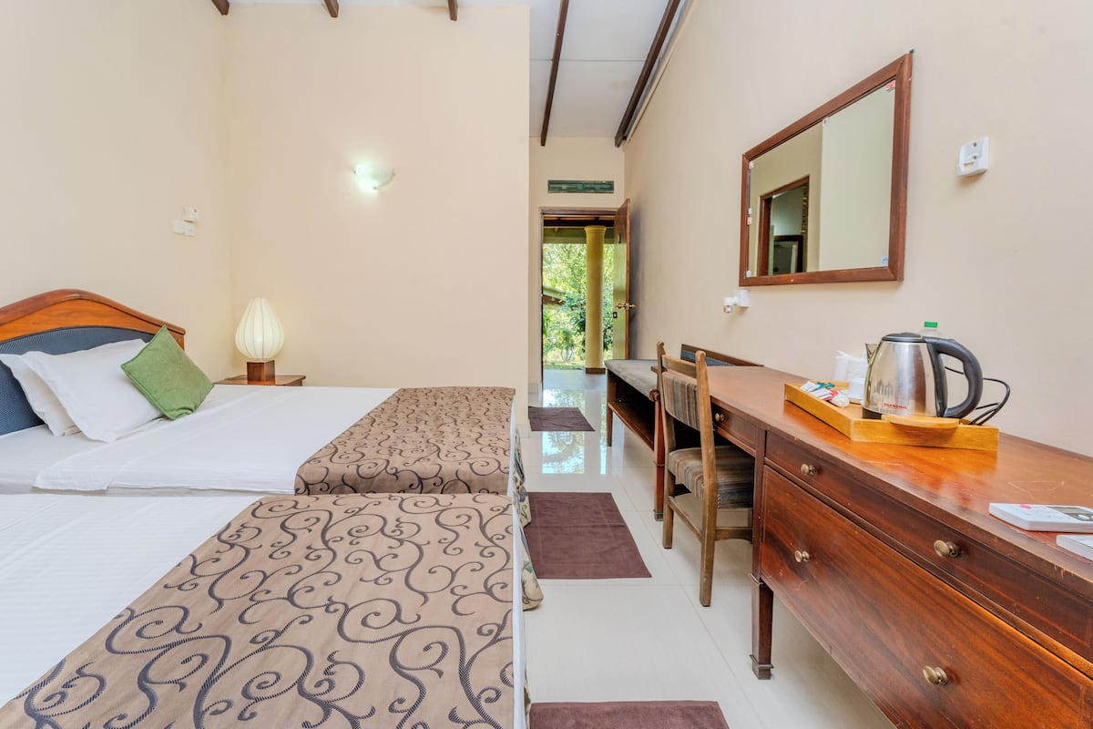 Standard Twin Room | Bed sheets
