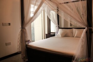 Deluxe Villa, 4 Bedrooms, Beachside | 4 bedrooms, soundproofing, iron/ironing board, bed sheets - Villa White Dome (Galle)