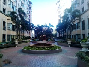 Fountain - Dream Suite Montecito (Pasay)