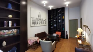 Mixed Dormitory with Shared Bathroom