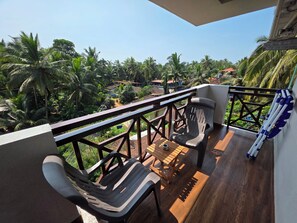 Studio with Village View | Memory foam beds, in-room safe, laptop workspace, blackout drapes - Coastal Suites Apart-Hotel (Benaulim)