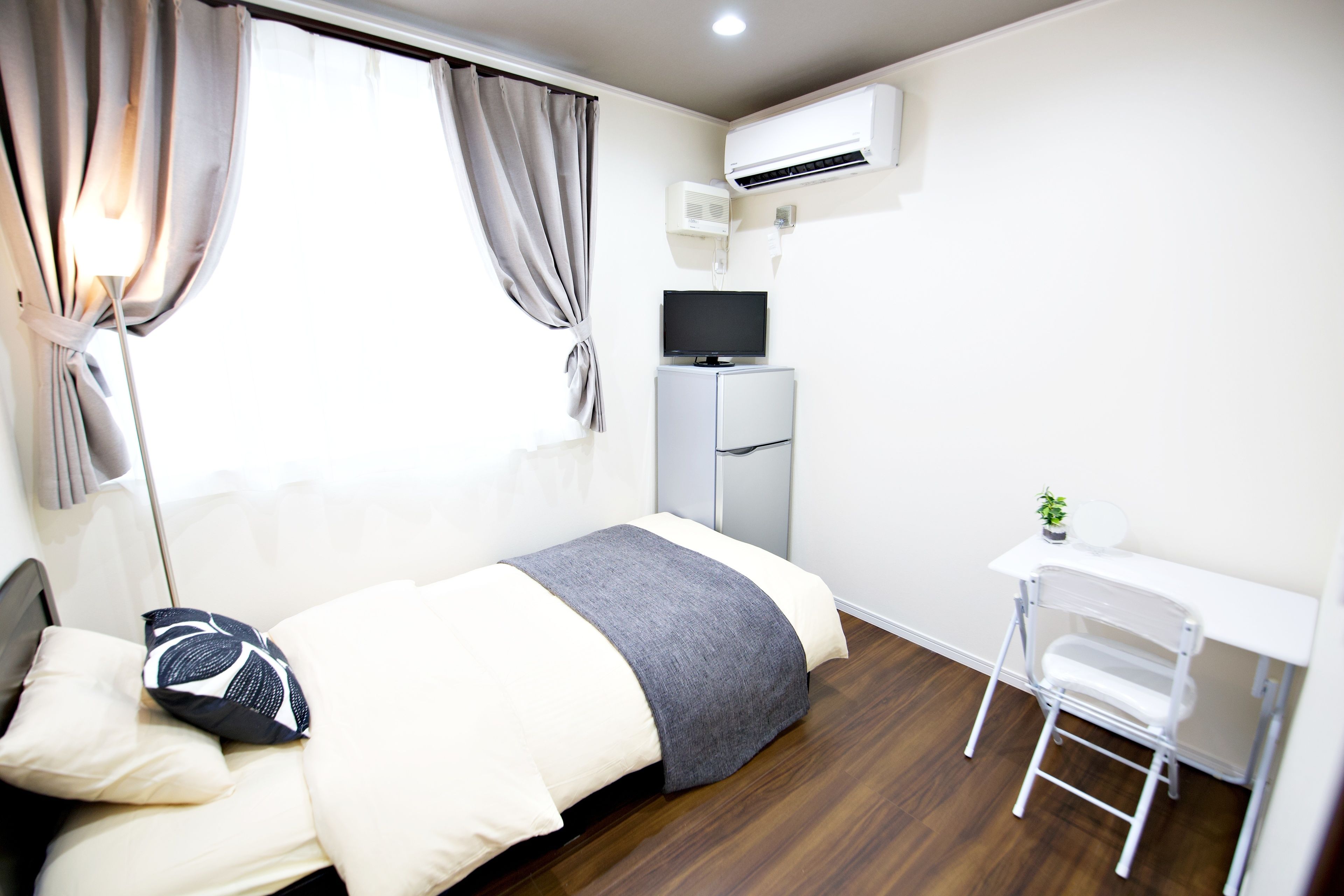 遮光窗帘、熨斗/熨衣板、免费 WiFi、床单