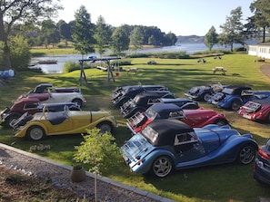 Free self parking - Solviken vandrarhem & Konferens - Hostel (Tranas)