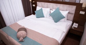 Superior-Doppel- oder -Zweibettzimmer | Hochwertige Bettwaren, Minibar, Zimmersafe, Schreibtisch