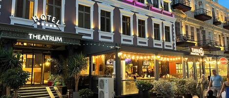 Façana frontal de l'allotjament