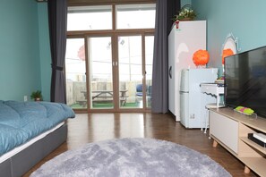 201 | Blackout curtains, free WiFi, bed sheets - Gangneung Ocean Marina Pension - Hostel (Gangneung)