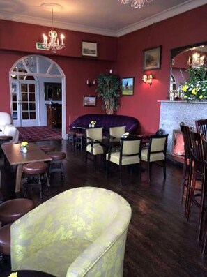 Dining - Courtmacsherry hotel (Courtmacsherry)