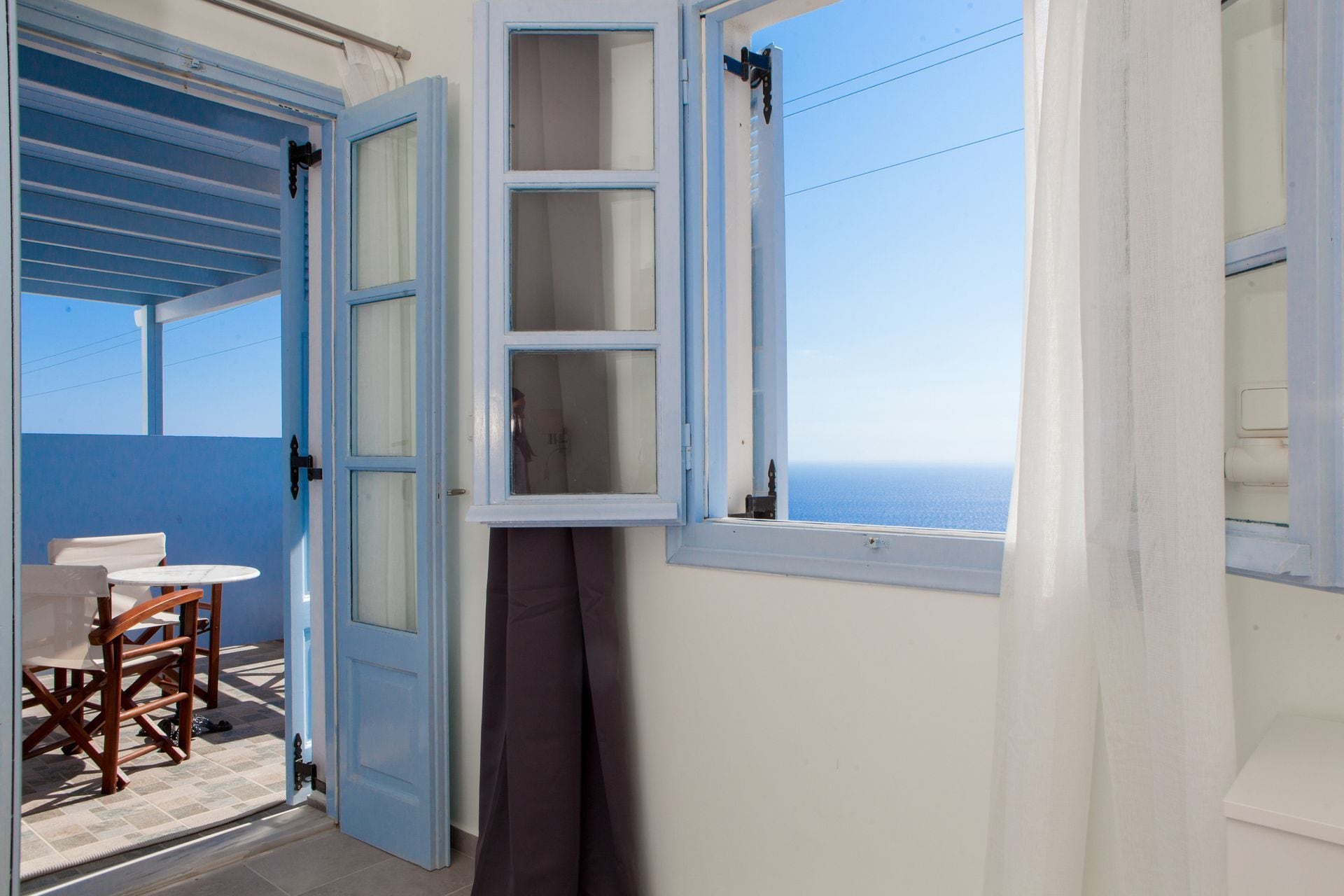 Standard-Studio, Meerblick | Wohnbereich | Flachbildfernseher