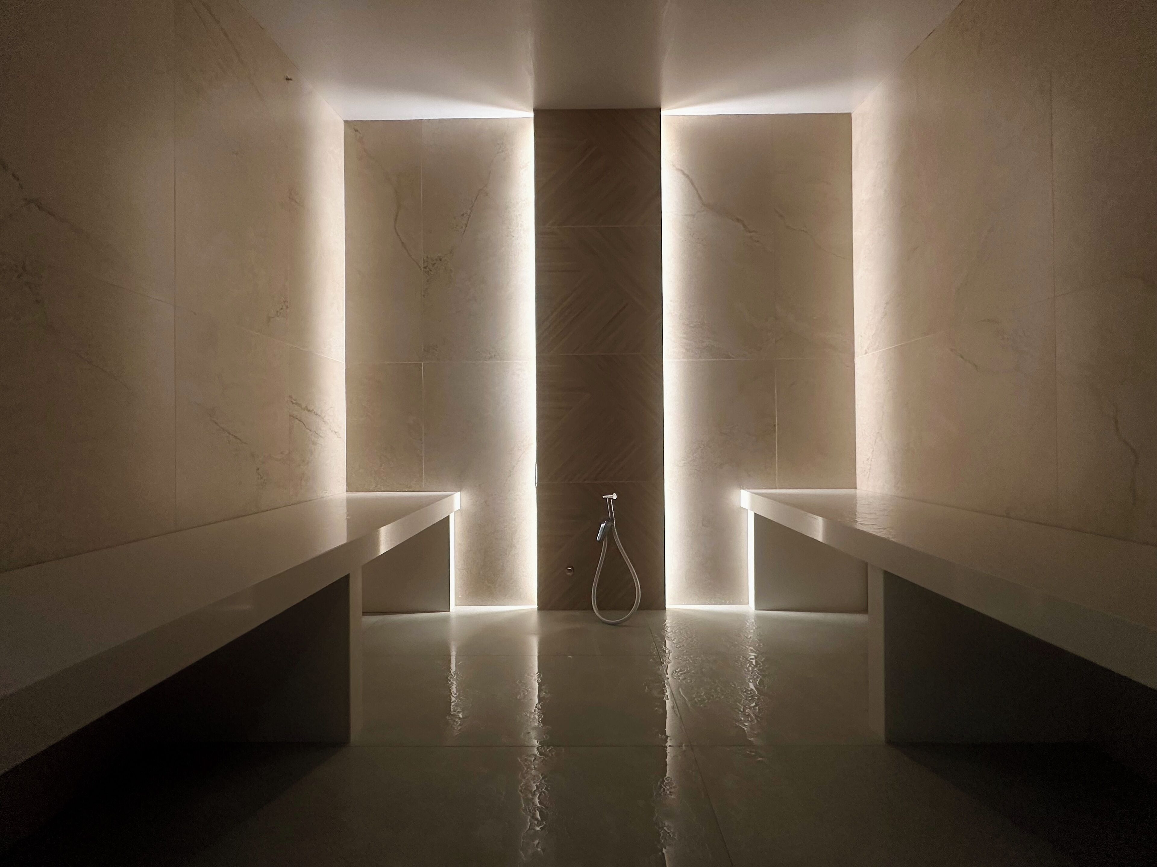 Sauna, höyrysauna, hierontapalveluita