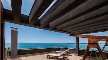 Deluxe Studio | Terrace/patio