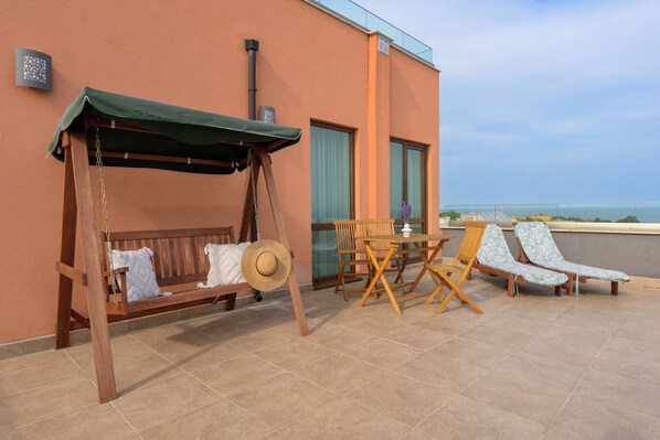 Deluxe Apartment, 1 Bedroom | Terrace/patio