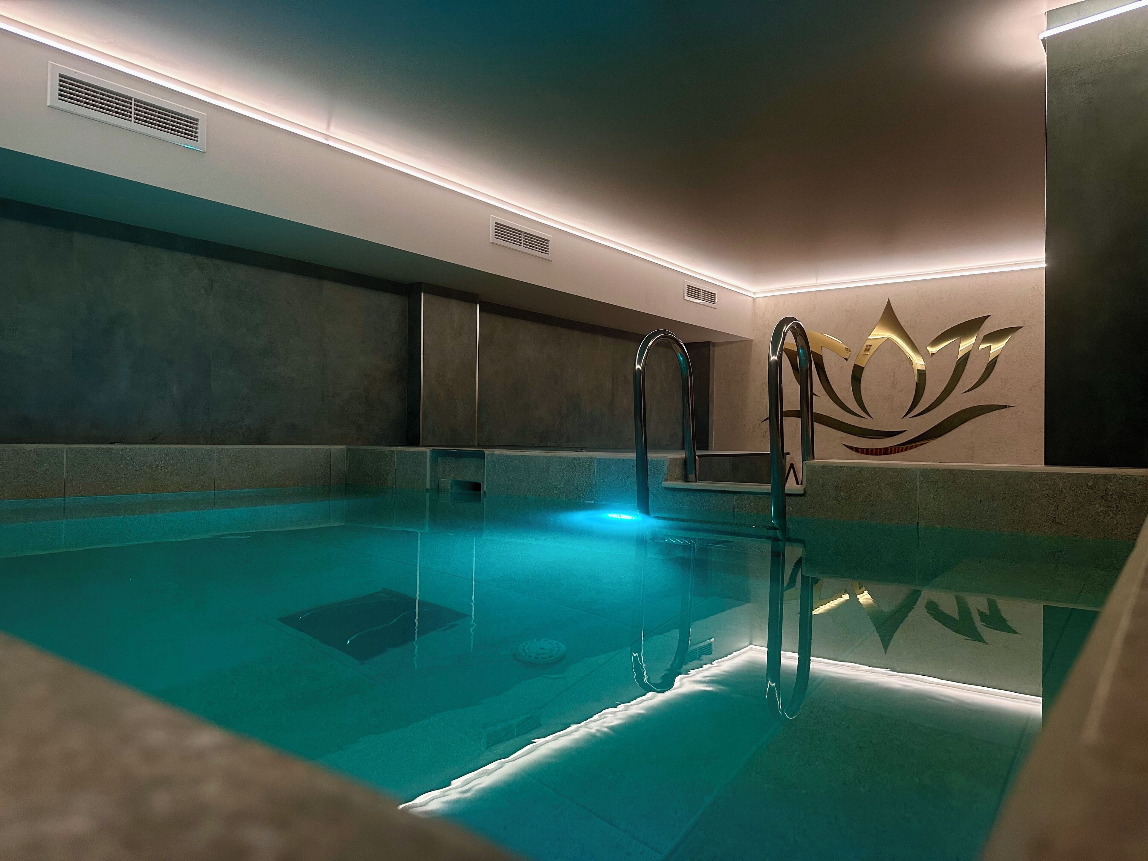 Baignoire à remous intérieure