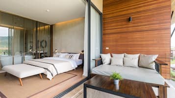 2 Bedrooms Luxury Penthouse with Private Pool | 2 bedrooms, individually decorated, individually furnished, desk