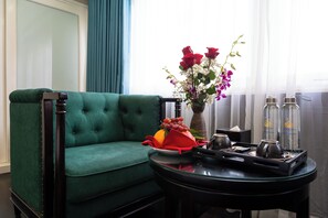 Grand Royal Suite | In-room safe, desk, free WiFi, wheelchair access - La Regina Royal Cruise (Ha Long)