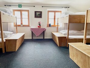 Shared Dormitory, Shared Bathroom