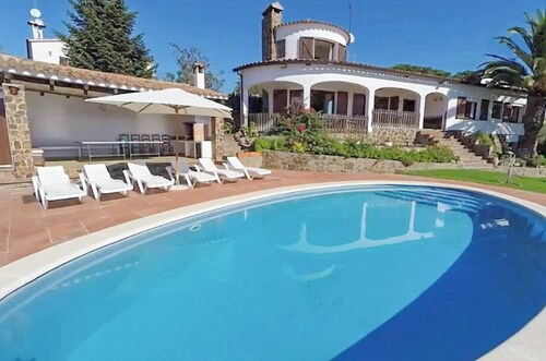 Club Villamar - Eine traumhafte und moderne, spanische Villa in der Nähe des Mittelmeers.
