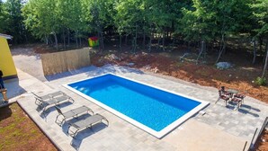Pool - Private Villa in Zupanici Near Rabac (Sveta Nedelja)