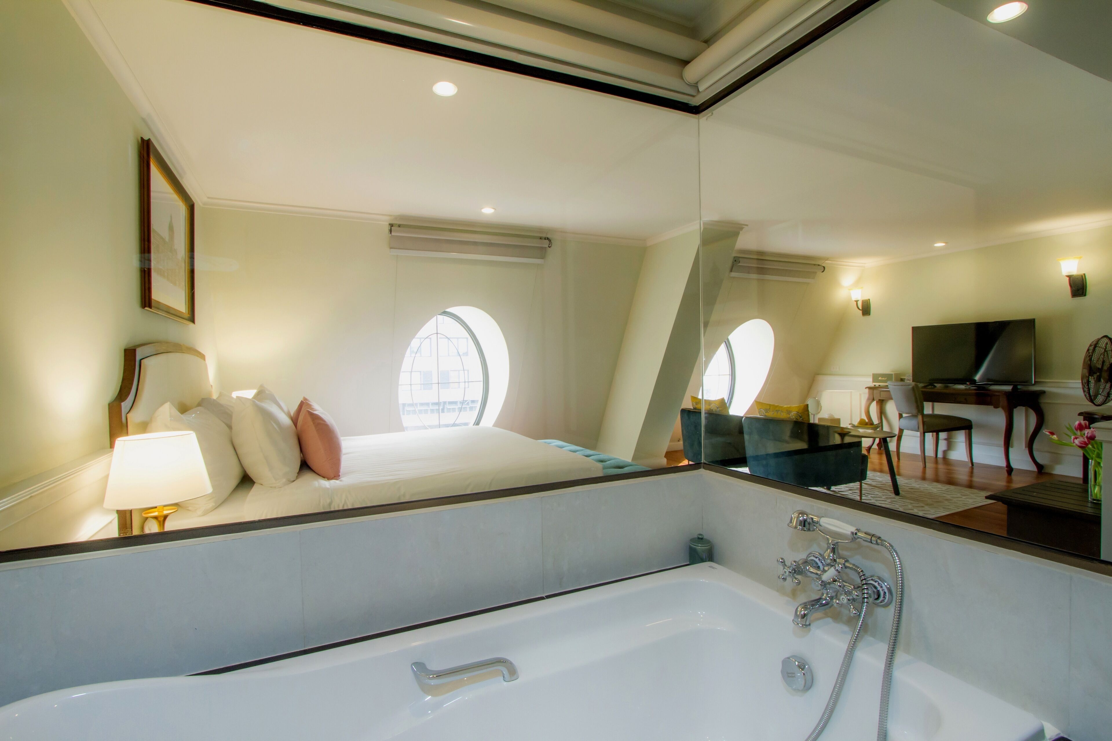 junior suite | bathroom | free toiletries, hair dryer, dressing gowns, slippers