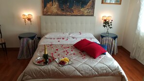 Desk, blackout curtains, free WiFi, bed sheets