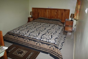 Desk, blackout curtains, free WiFi, bed sheets