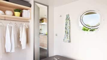 Iron/ironing board (on request), WiFi, individually decorated