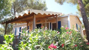 Mobile Home, 3 Bedrooms (Cap Camarat) | Terrace/patio - Selection Camping (La Croix-Valmer)